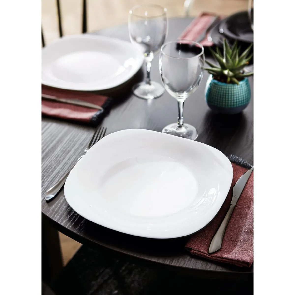 Luminarc White plate 29,1 x 27 cm Carine> Plates